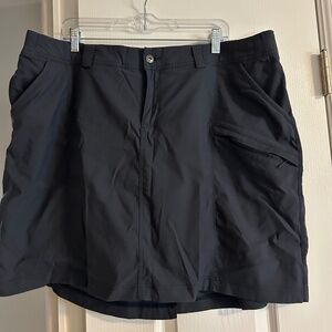 Duluth Trading Co plus size skort